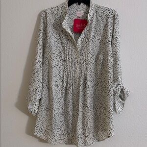 Isabel Maternity by Ingrid & Isabel Black and White Dotted Blouse